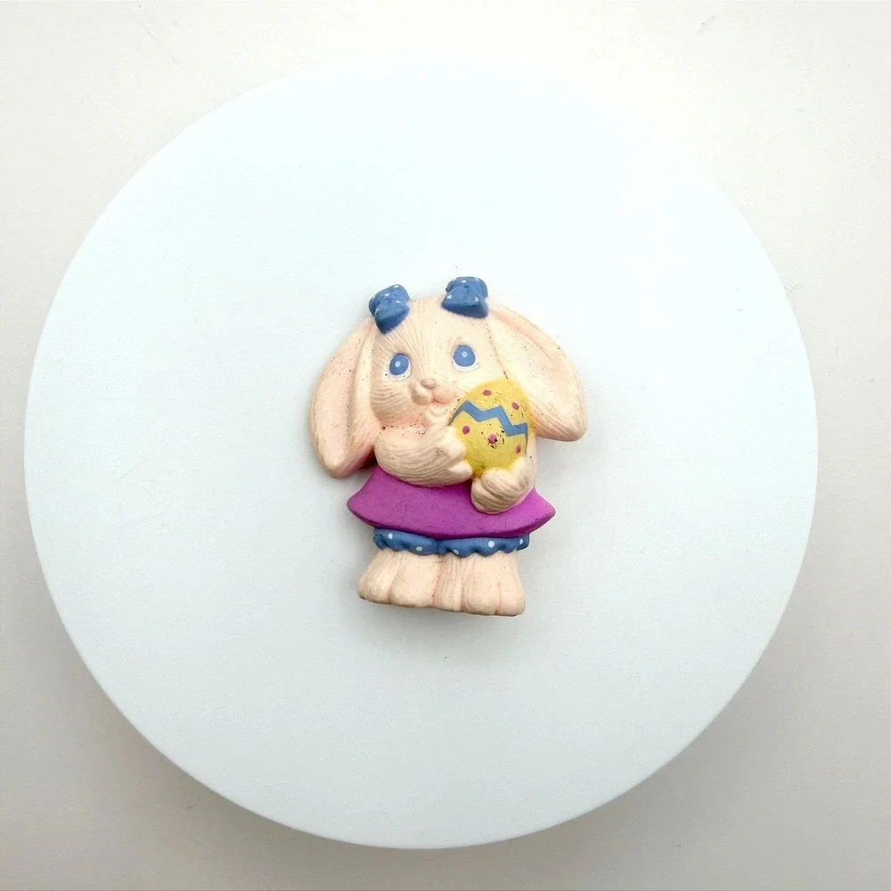 Vintage Hallmark Easter Bunny With Egg Multicolor Plastic Holiday Pin Brooch Y2K